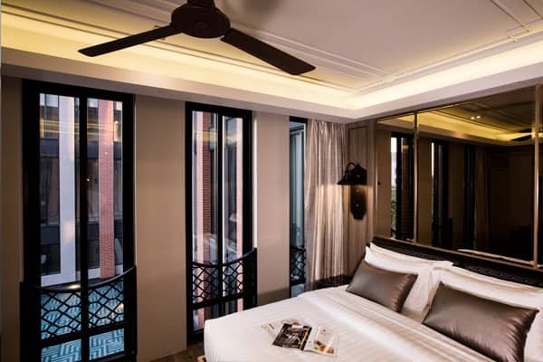 Deluxe Room Pool View