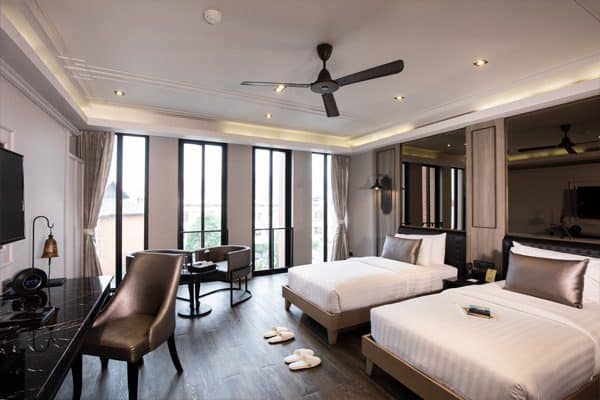 Premier Room