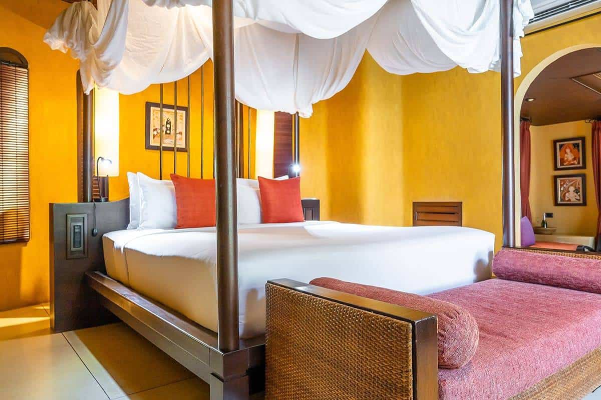 Beachfront Pool Villa 101 & 102