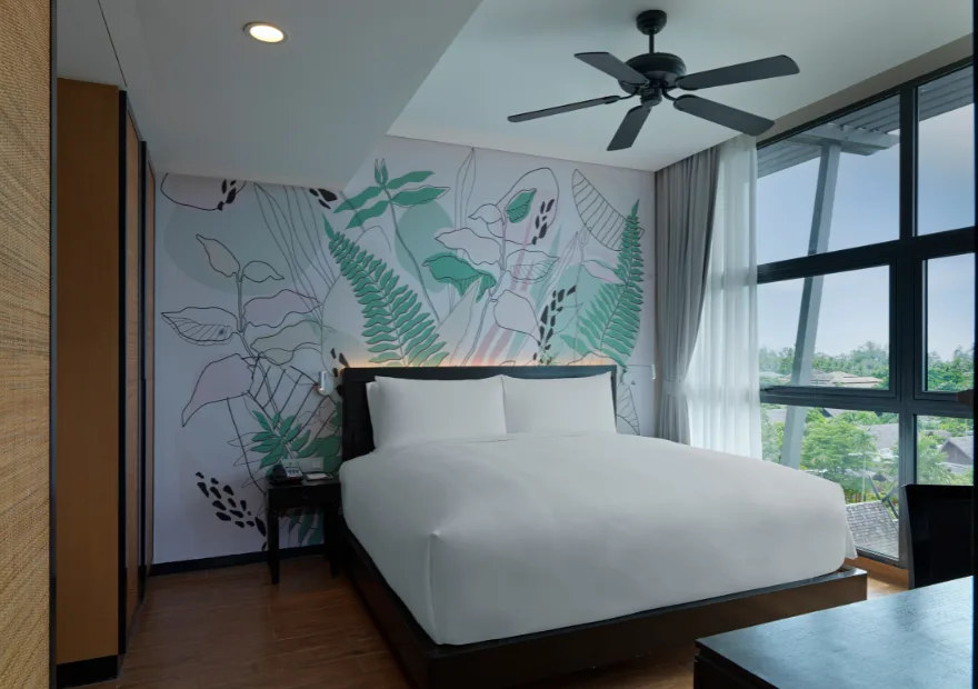 Deluxe Mai Khao Suite