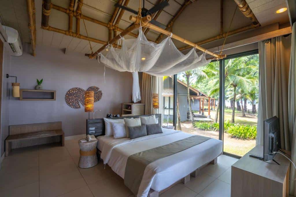 Deluxe Seaview Villa