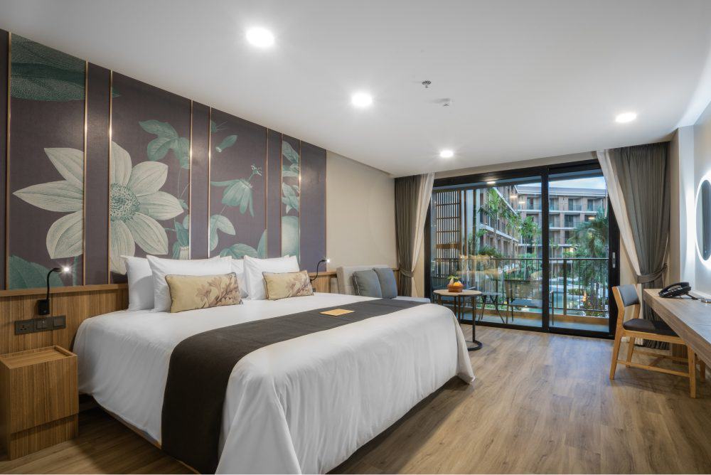 Flora Room