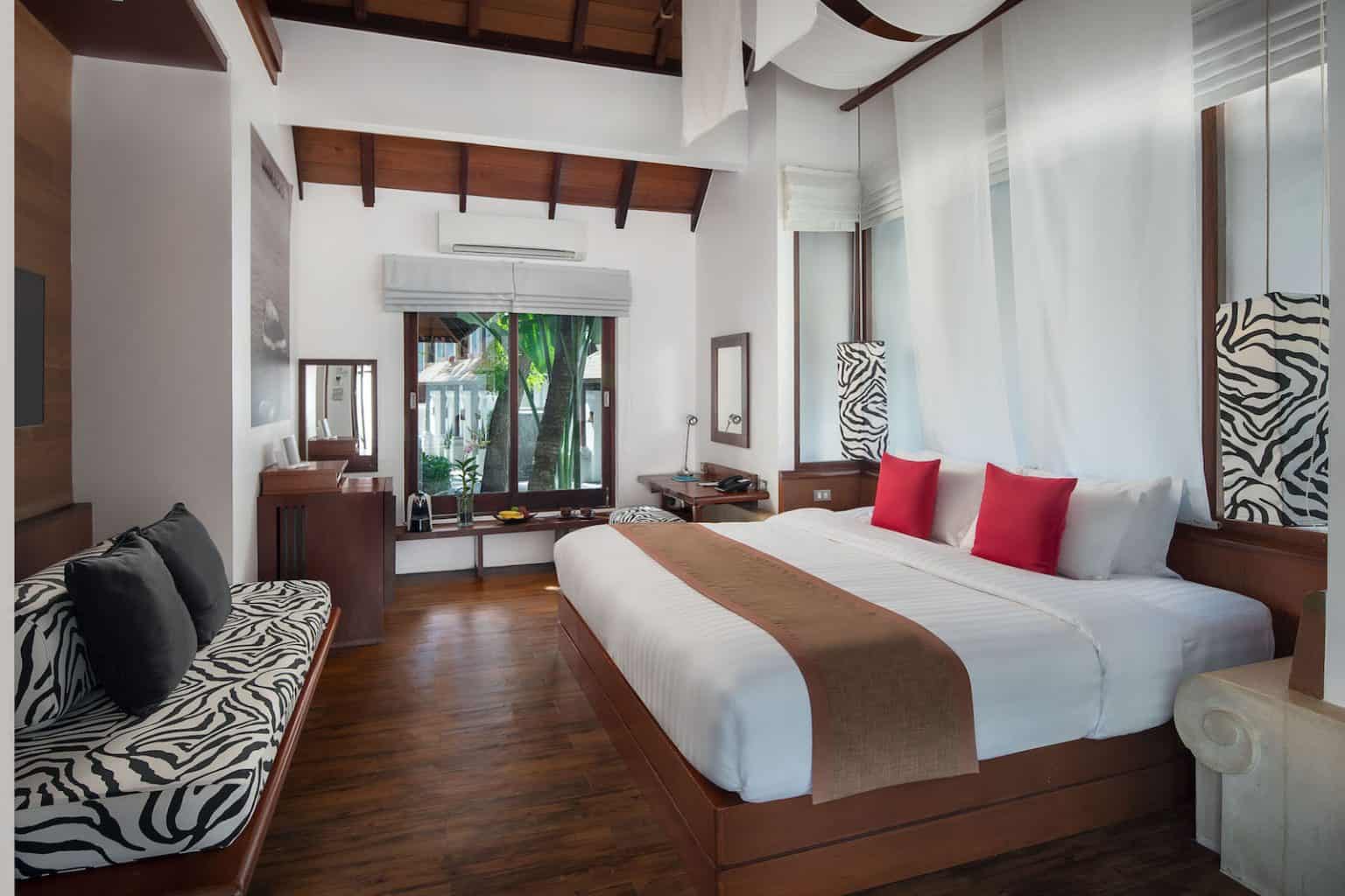 Hydro Pool Villa