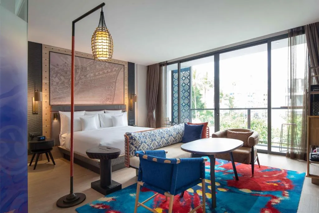 King Bed Junior Suite Garden View