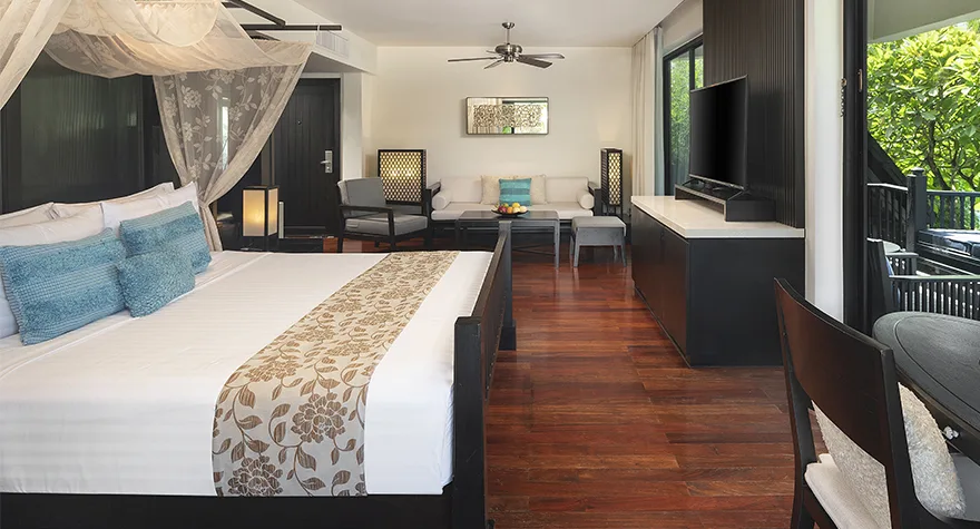 Luxury Beach Front View Suite