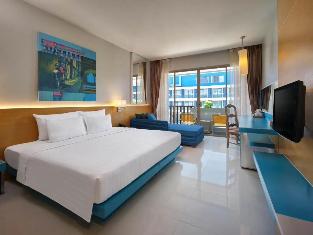 Plaza King Room