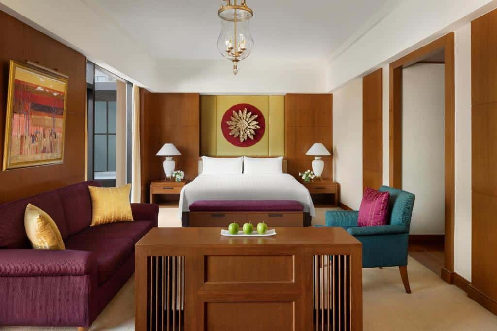 Premier Room