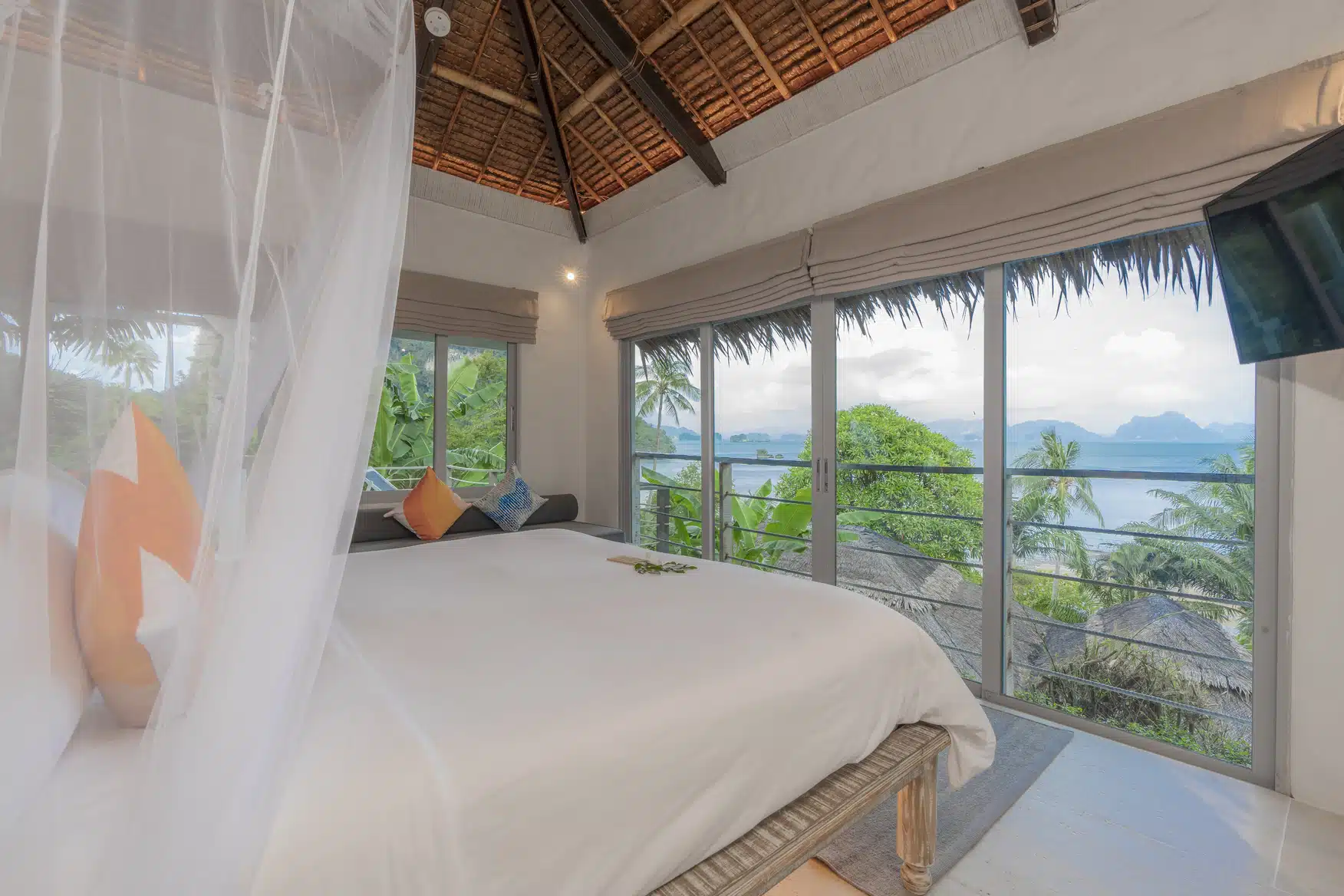 Sea View Plunge Pool Deluxe Studio