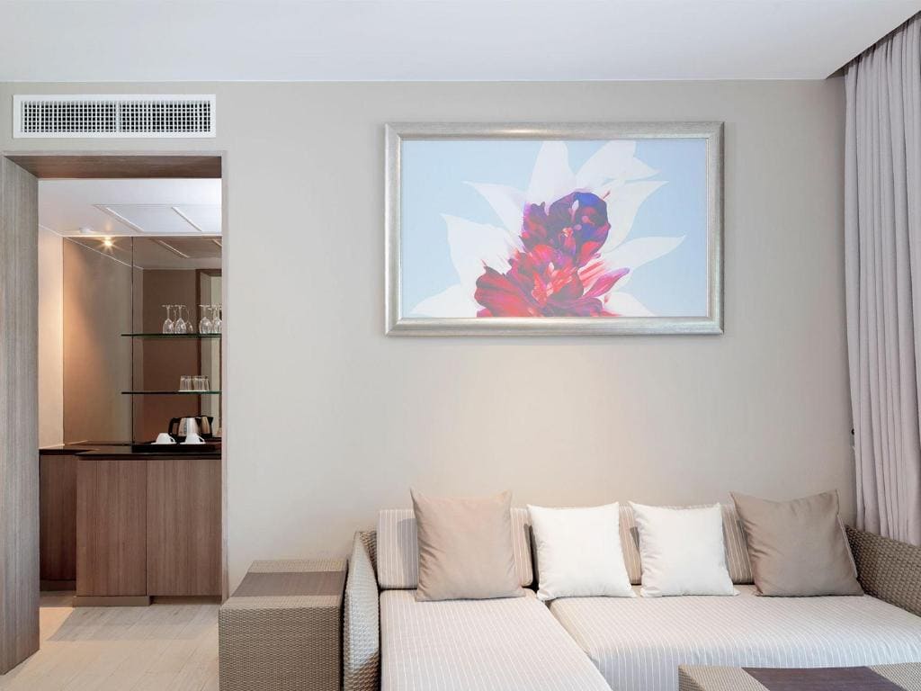 Superior Beach Front Large Room