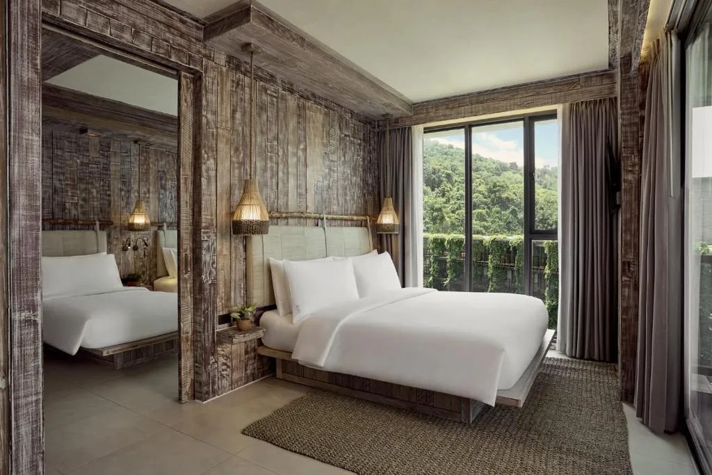 Two-Bedroom Corner Suite