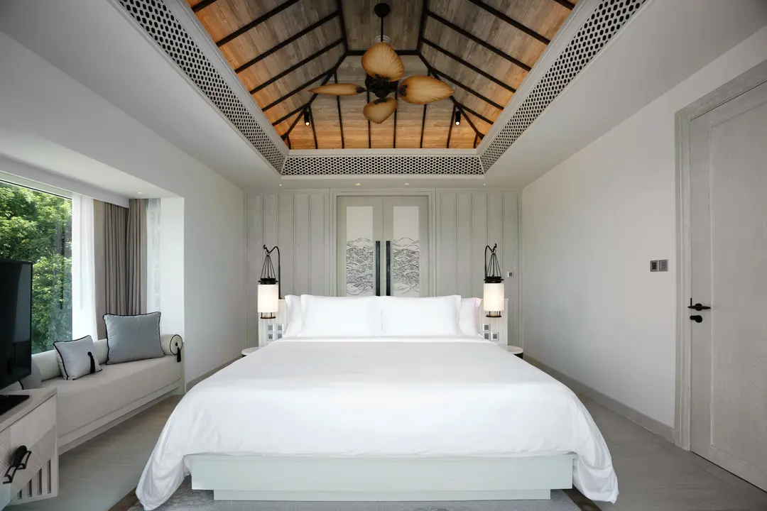 Two-Bedroom Ocean Pool Suite