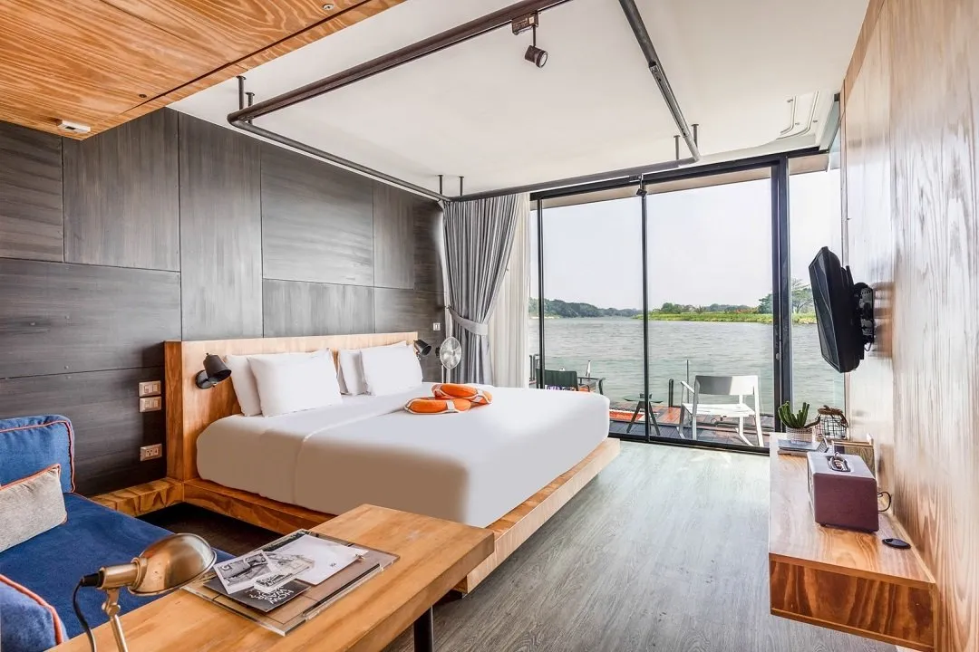 XFloat Luxe Cabin