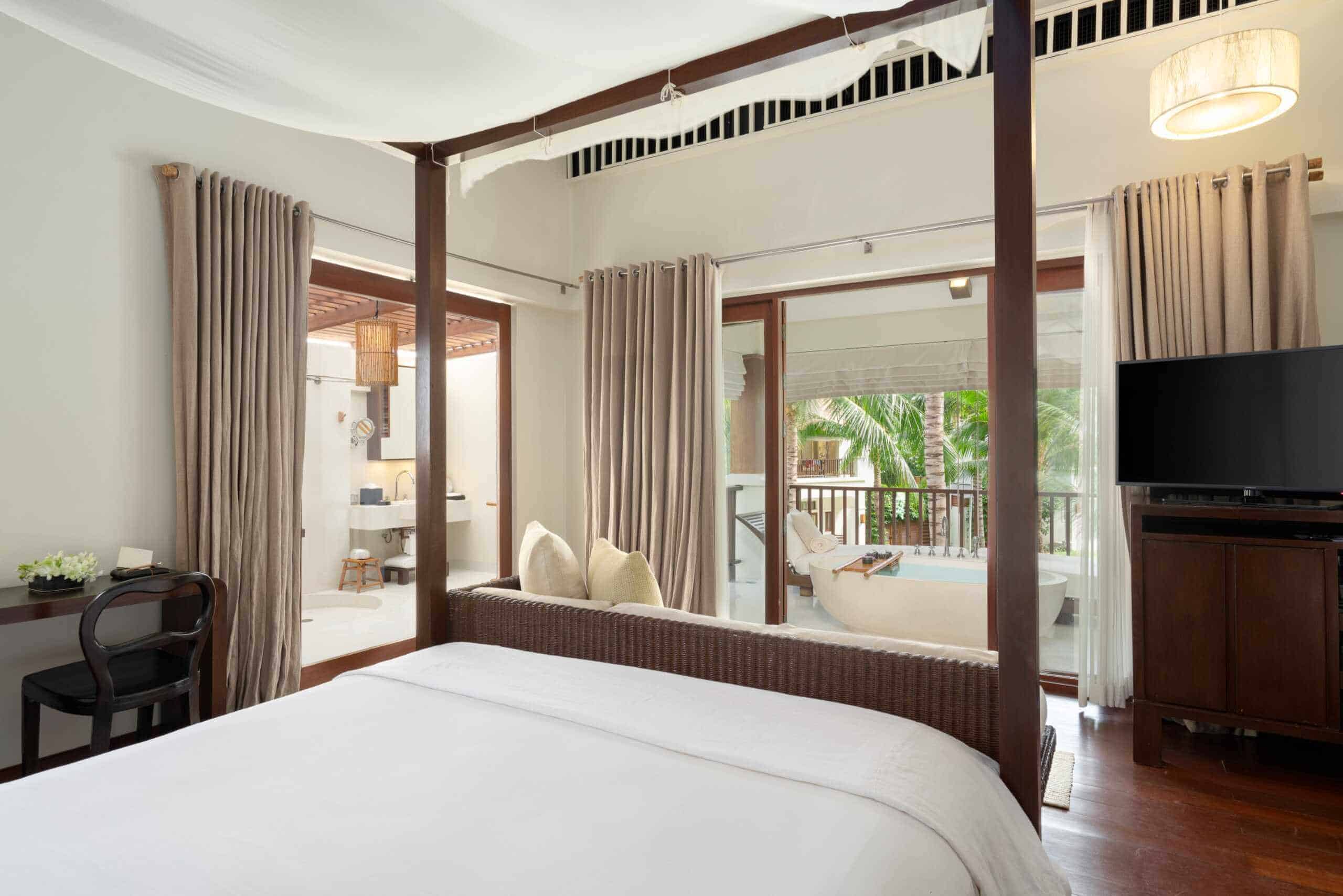 Two-Bedroom Duplex Interconnecting Pool Villa Suite