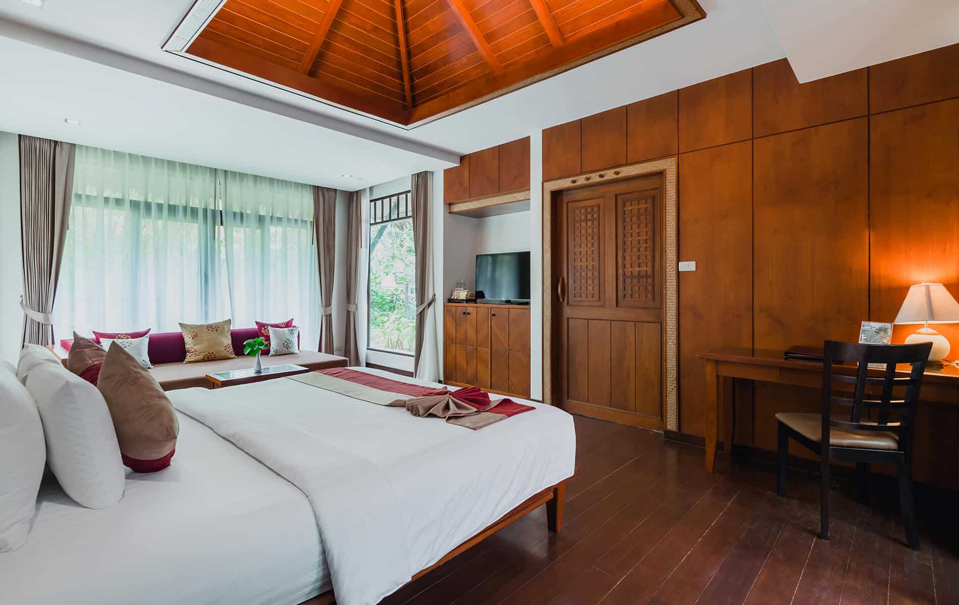 Jacuzzi Villa